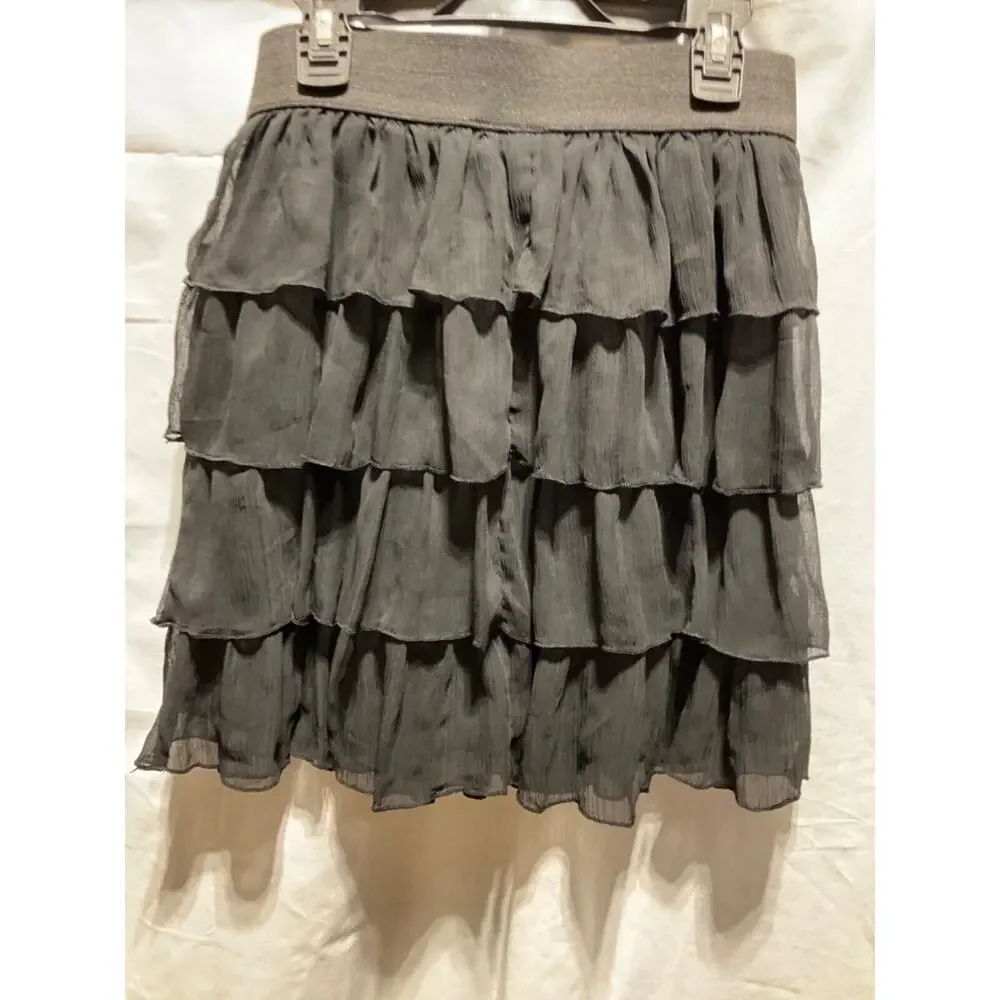 Byer California Black Ruffled Mini Skirt, JR Large, 100%‎ Polyester, Pull-On